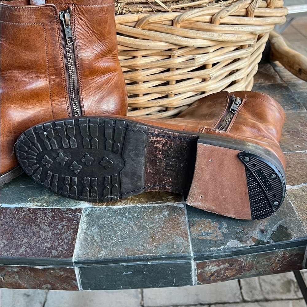 Frye double zip boots 8 - Picture 5 of 8